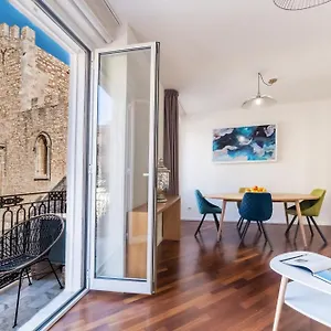  Apartment Castalia & Duomo